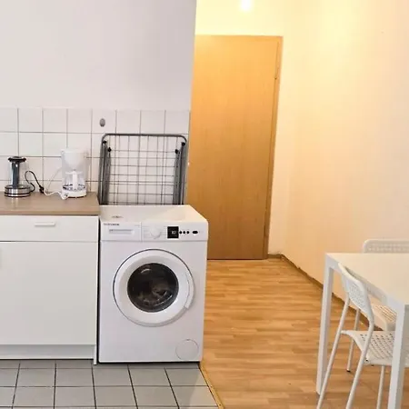 Apartman Simple & Cozy Living In For 5 Guests
