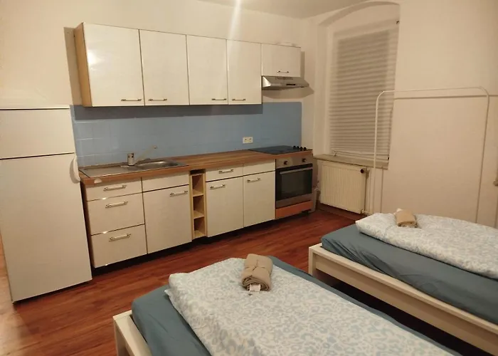 Simple & Cozy Living In For 5 Guests